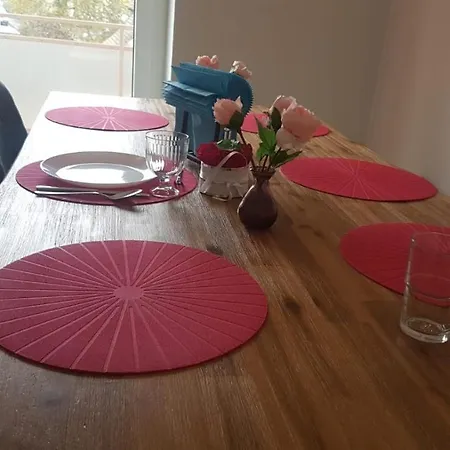 Δωμάτια σε οικογενειακή κατοικία Beas Gastehaus Hygge 3 Ochsenfurt